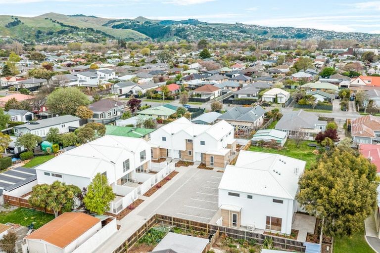 Photo of property in 2/24 Dampier Street, Woolston, Christchurch, 8023