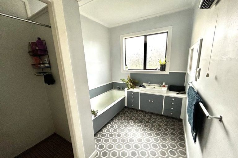 Photo of property in 36 Mackenzie Street, Winton, 9720