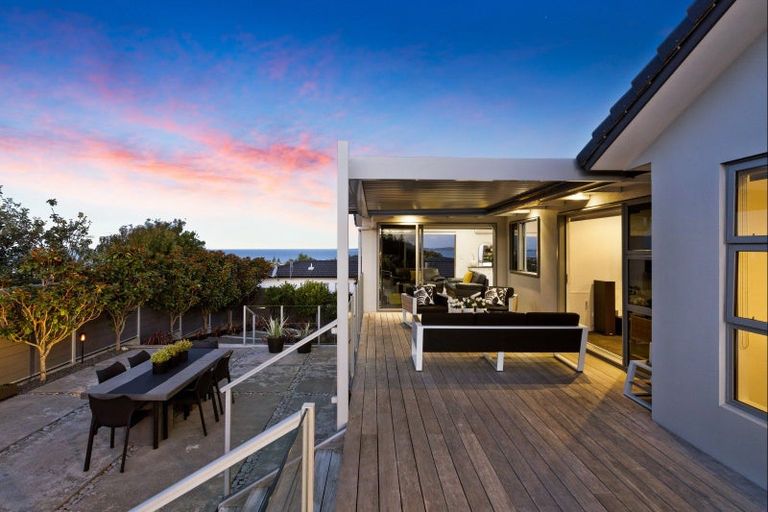 Photo of property in 32 Manhattan Rise, Orewa, 0931