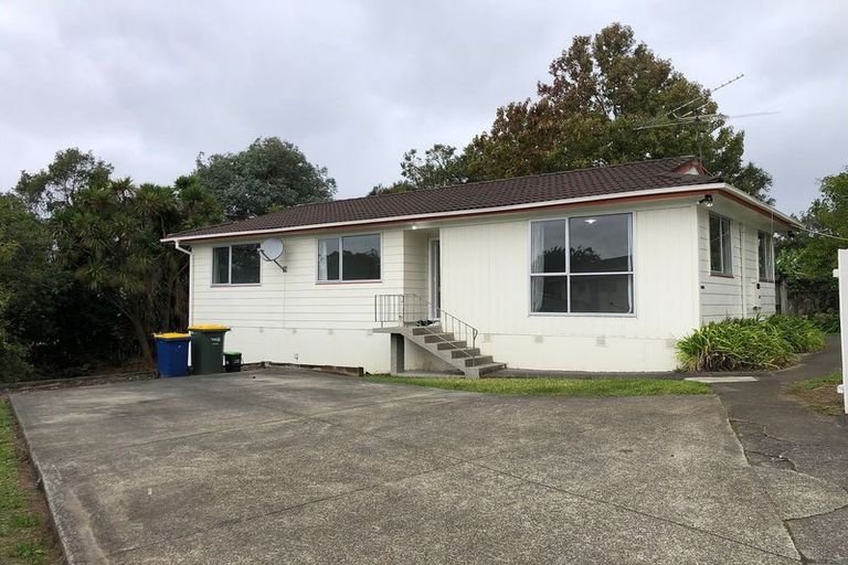 Photo of property in 42 Pisces Road, Glen Eden, Auckland, 0602
