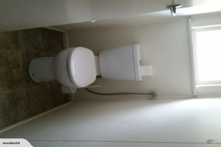 Photo of property in 56 Salford Street, Newlands, Wellington, 6037