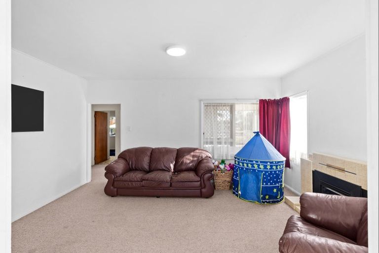 Photo of property in 8 Glasgow Street, Takaro, Palmerston North, 4412
