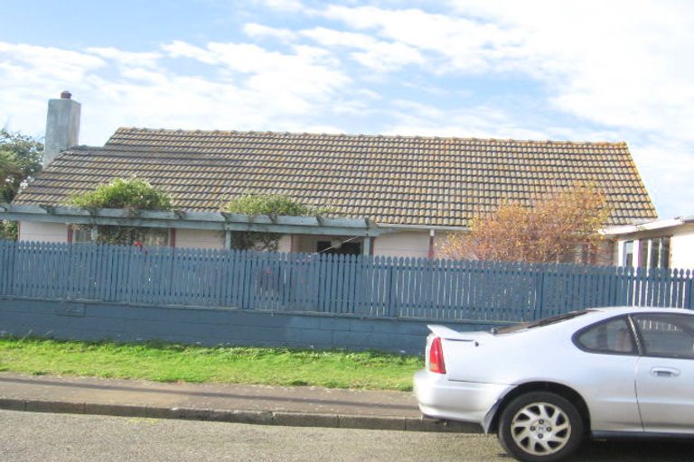 Photo of property in 24 Fisher Street, Johnsonville, Wellington, 6037
