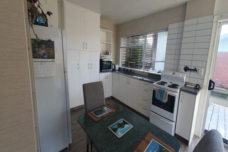Photo of property in 364b Devon Street East, Strandon, New Plymouth, 4312