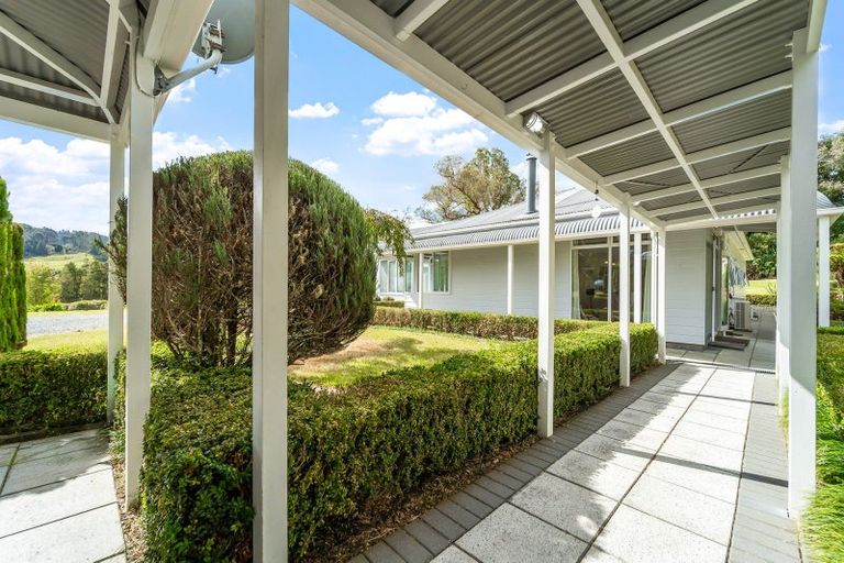 Photo of property in 215 Kaipara Flats Road, Warkworth, 0981