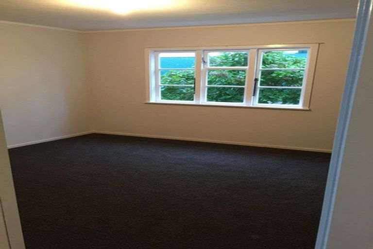 Photo of property in 7 Haumia Street, Johnsonville, Wellington, 6037
