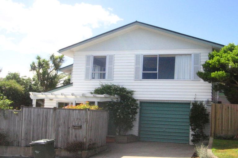 Photo of property in 178 Orangi Kaupapa Road, Northland, Wellington, 6012