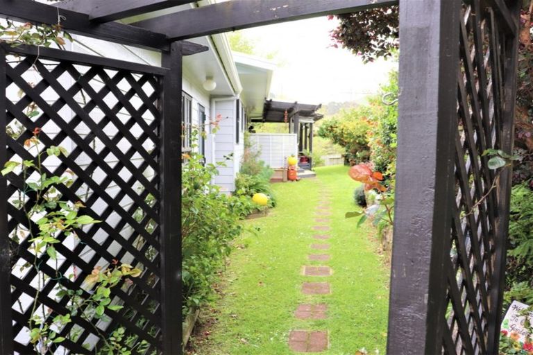 Photo of property in 2 Islington Terrace, Waihi, 3610
