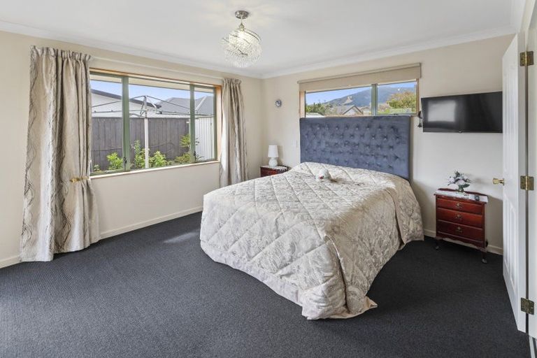 Photo of property in 22 Kendall View, Stoke, Nelson, 7011