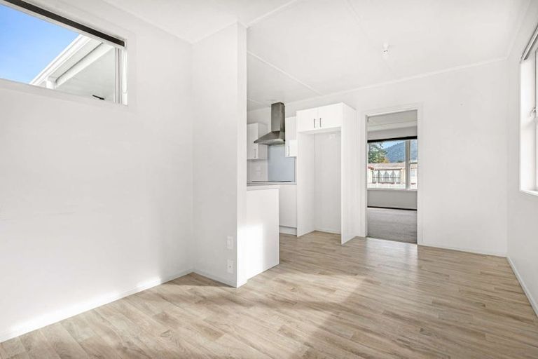 Photo of property in 44 Martin Street, Utuhina, Rotorua, 3015