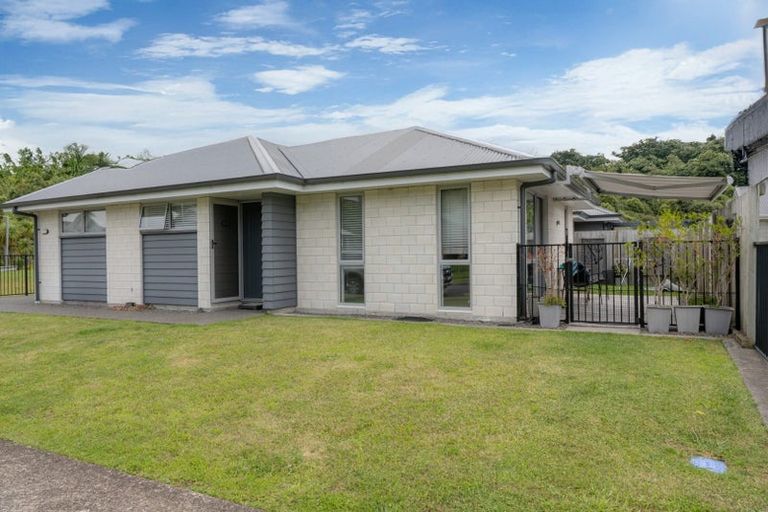 Photo of property in 54 Pakanga Grove, Pyes Pa, Tauranga, 3112