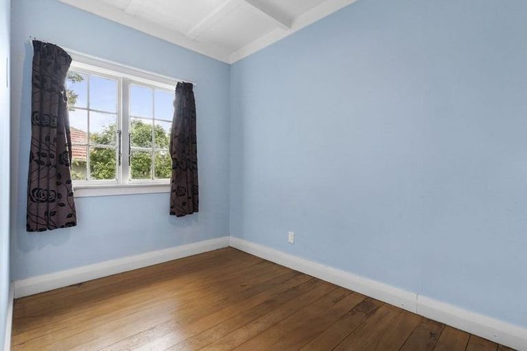 Photo of property in 65 Hillcrest Road, Papatoetoe, Auckland, 2025
