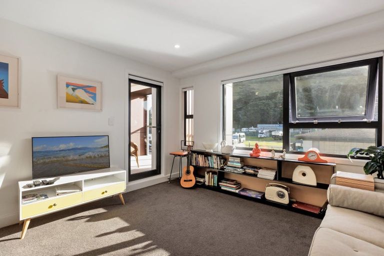 Photo of property in 203/6 Adams Avenue, Mount Maunganui, 3116