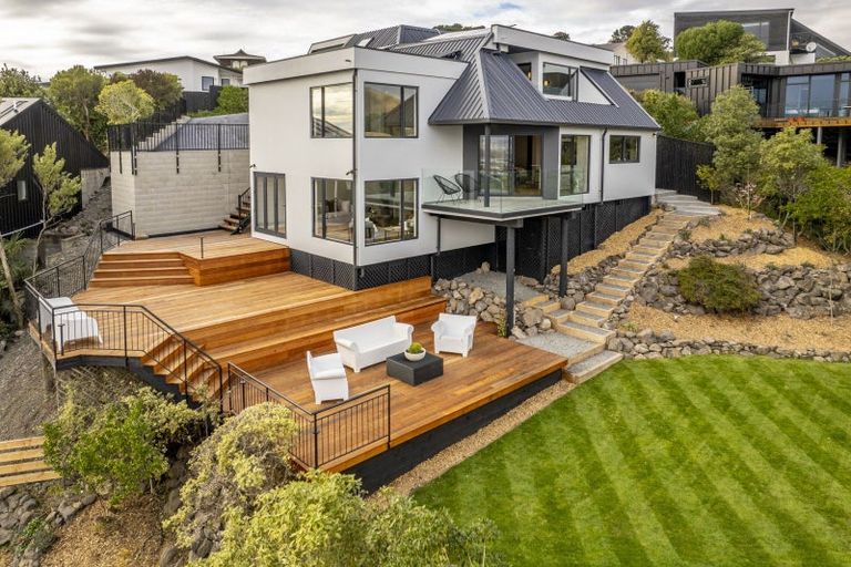 Photo of property in 7 Hatherly Lane, Mount Pleasant, Christchurch, 8081