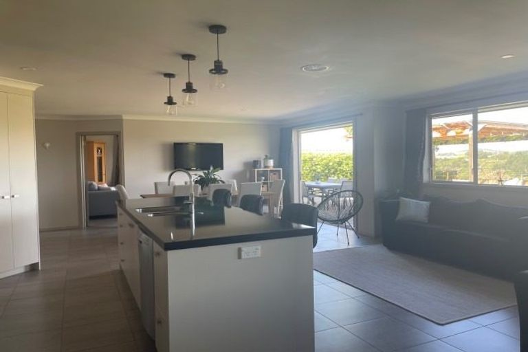 Photo of property in 36 Kereru Place, Pyes Pa, Tauranga, 3112