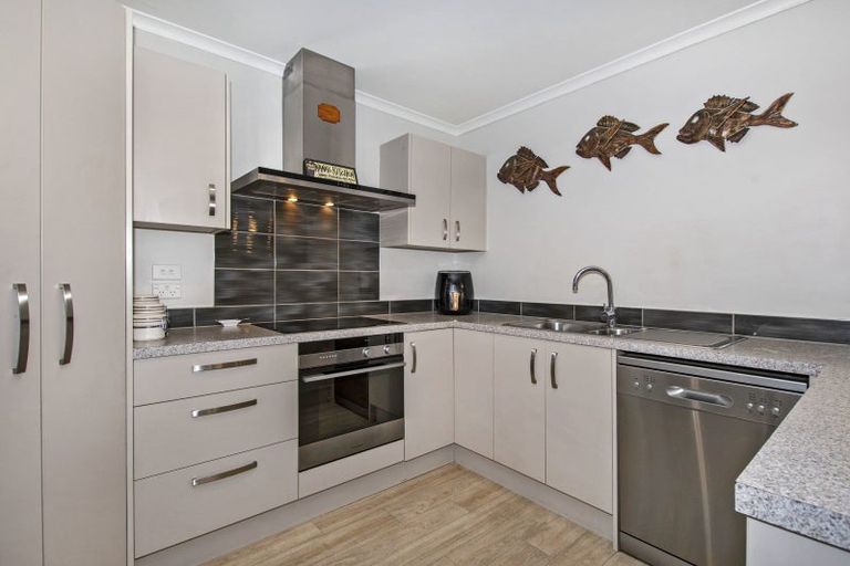 Photo of property in 90 Pebble Beach Boulevard, Te Kamo, Whangarei, 0112