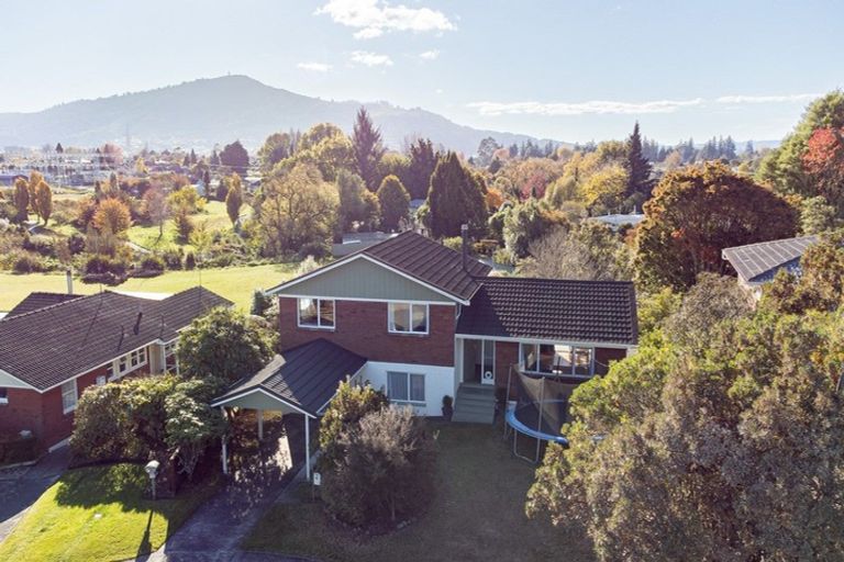 Photo of property in 13 Peachgrove Terrace, Hillcrest, Rotorua, 3015