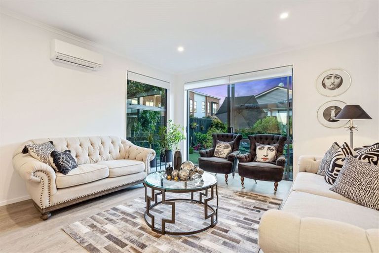 Photo of property in 28 Rangihina Road, Hobsonville, Auckland, 0616