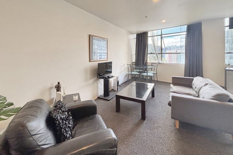 Photo of property in Hume House, 28/152u The Terrace, Wellington Central, Wellington, 6011