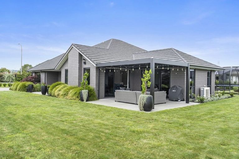 Photo of property in 131 Saint Kilda Road, Cambridge, 3434