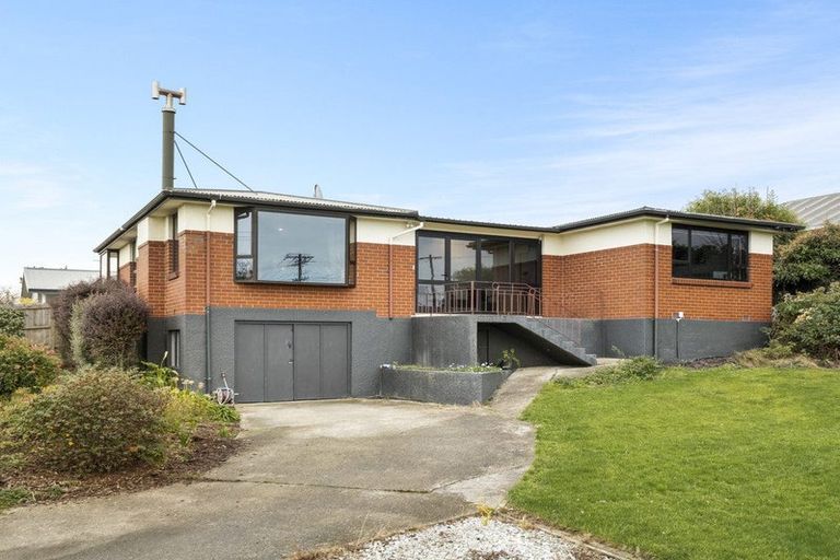 Photo of property in 17 Collins Street, Waikouaiti, 9510