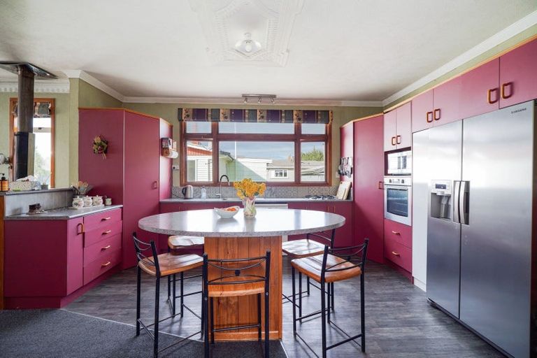 Photo of property in 89 Half Mile Road, Tuatapere, 9620