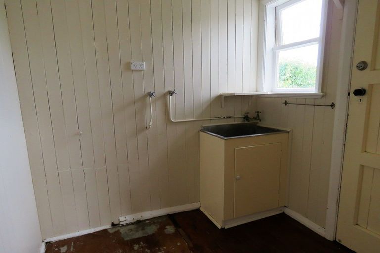 Photo of property in 178 Derby Street, Westport, 7825