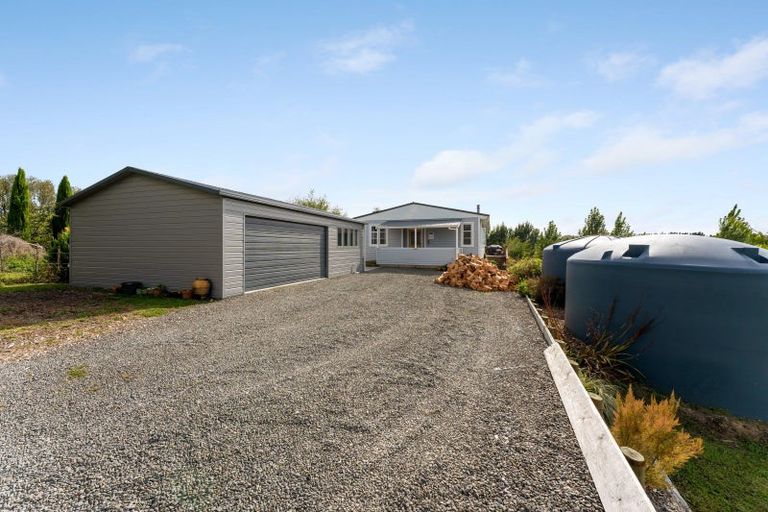 Photo of property in 42 Hastings Street, Halcombe, Feilding, 4779
