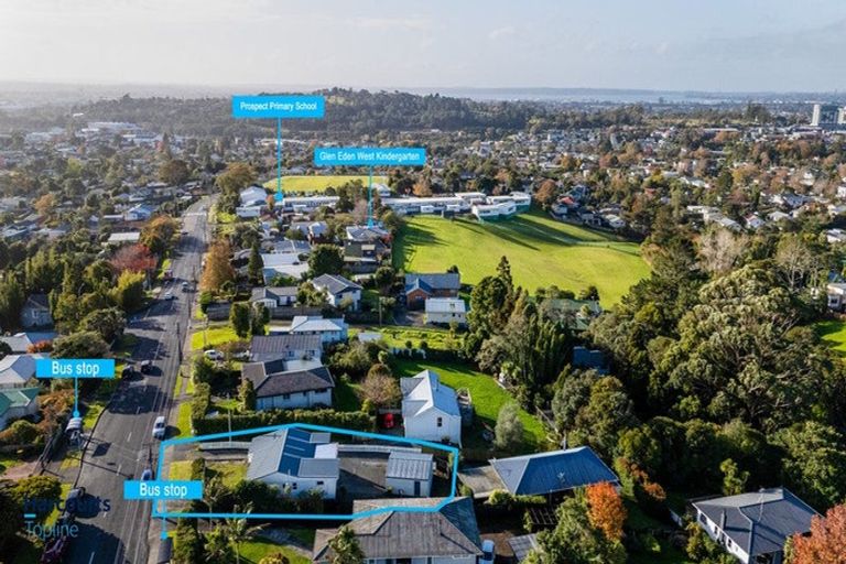 Photo of property in 96 Rosier Road, Glen Eden, Auckland, 0602