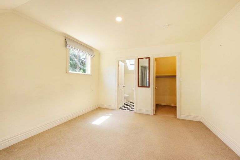 Photo of property in 23f5 Glenbervie Terrace, Thorndon, Wellington, 6011
