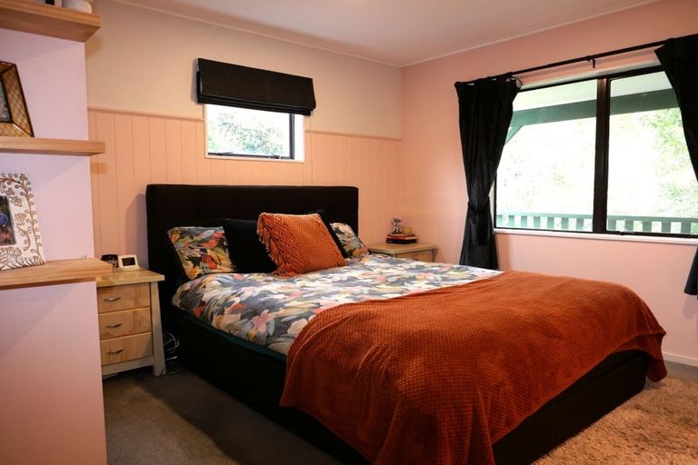 Photo of property in 95a Renown Road, Raumati South, Paraparaumu, 5032