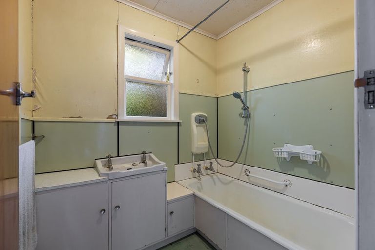 Photo of property in 210 Vogel Street, Roslyn, Palmerston North, 4414