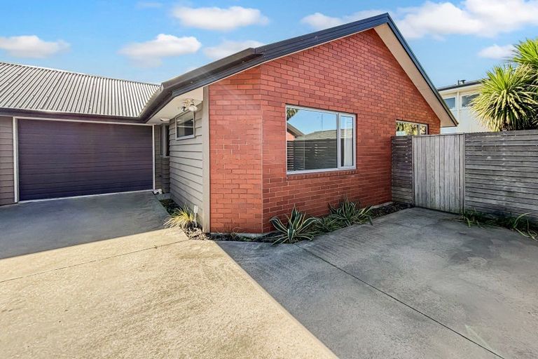 Photo of property in 5/190 Lincoln Road, Addington, Christchurch, 8024