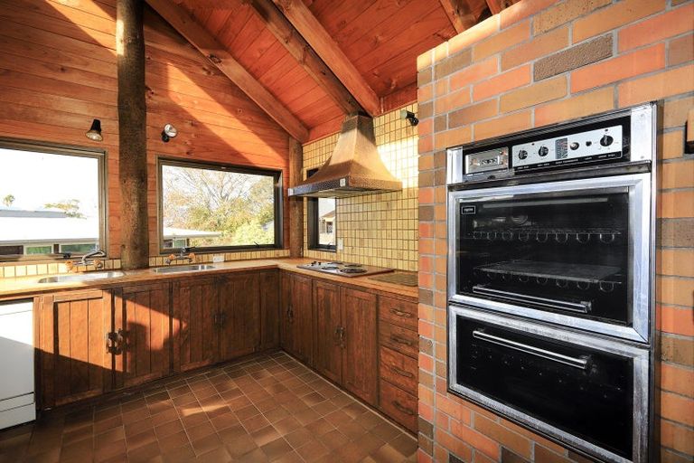 Photo of property in 7a Lighthouse Road, Bluff Hill, Napier, 4110