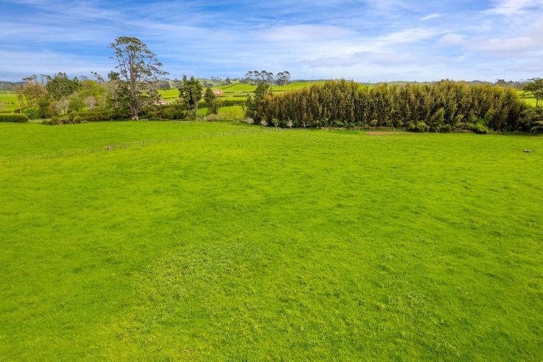 Photo of property in 221 Stanley Road, Te Popo, Stratford, 4394