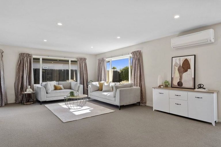 Photo of property in 15 Hampstead Close, Rangiora, 7400
