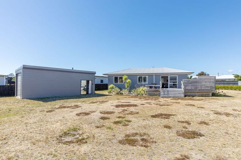 Photo of property in 15 Wai Matangi Place, Motuoapa, 3382