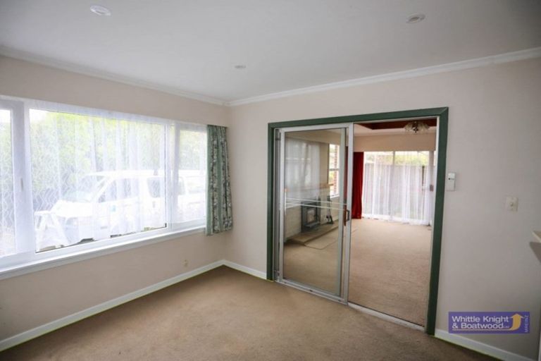 Photo of property in 17 Harrowdale Drive, Avonhead, Christchurch, 8042
