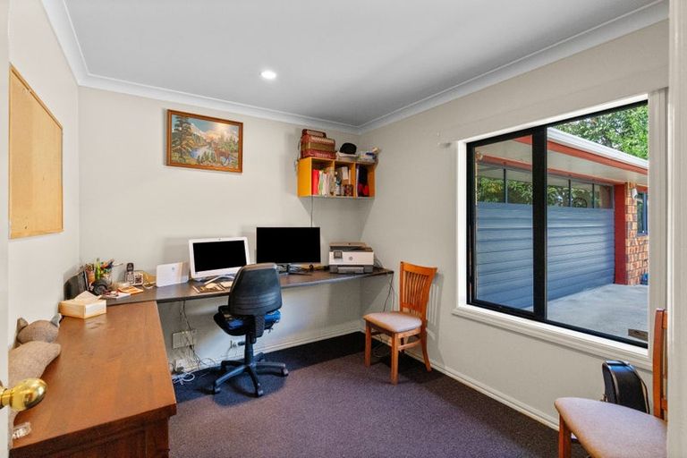 Photo of property in 10 Burnfield Way, Levin, 5510
