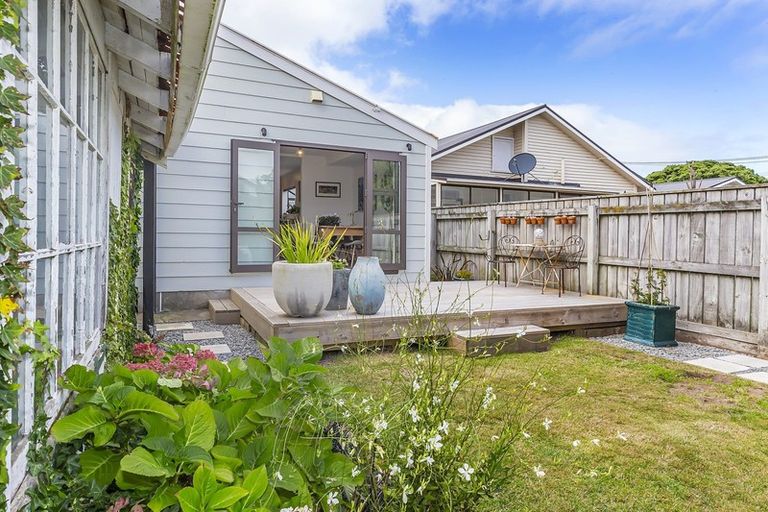 Photo of property in 43a Kauri Street, Miramar, Wellington, 6022