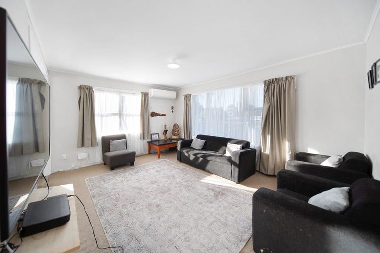 Photo of property in 24 Winsford Street, Manurewa, Auckland, 2102