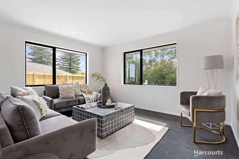 Photo of property in 20 Taupata Lane, Helensville, 0800