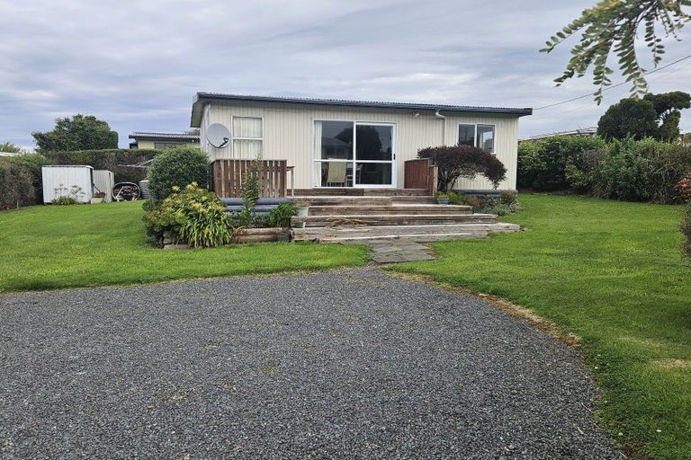 Photo of property in 1 Ngaio Street, Kaka Point, 9271