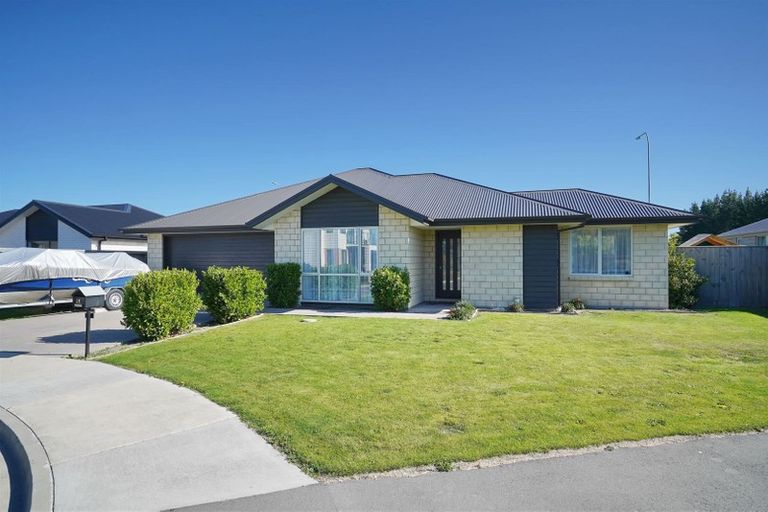 Photo of property in 25 Peak Crescent, Kaiapoi, 7630