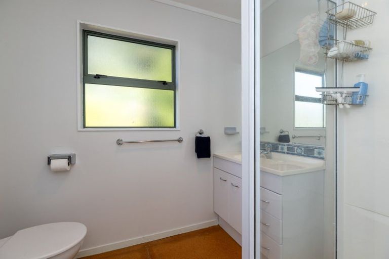 Photo of property in 15a Wharemauku Road, Raumati Beach, Paraparaumu, 5032