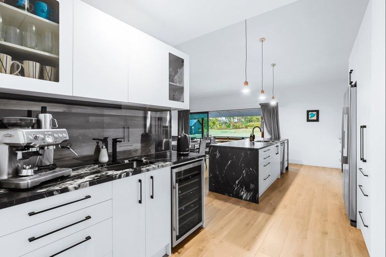 Photo of property in 14 Komahimahi Way, Motuoapa, 3382