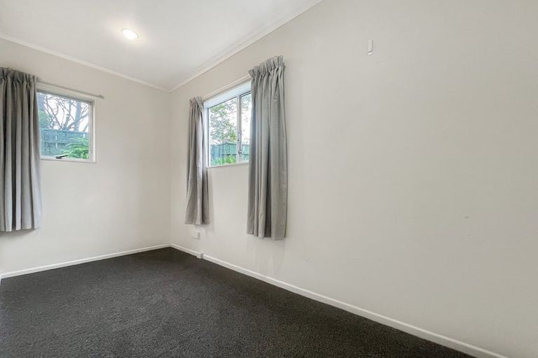 Photo of property in 1 Trilids Lane, Churton Park, Wellington, 6037