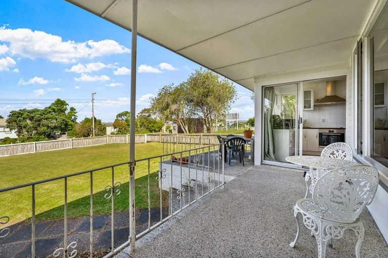 Photo of property in 2 Dawson Road, Snells Beach, 0920