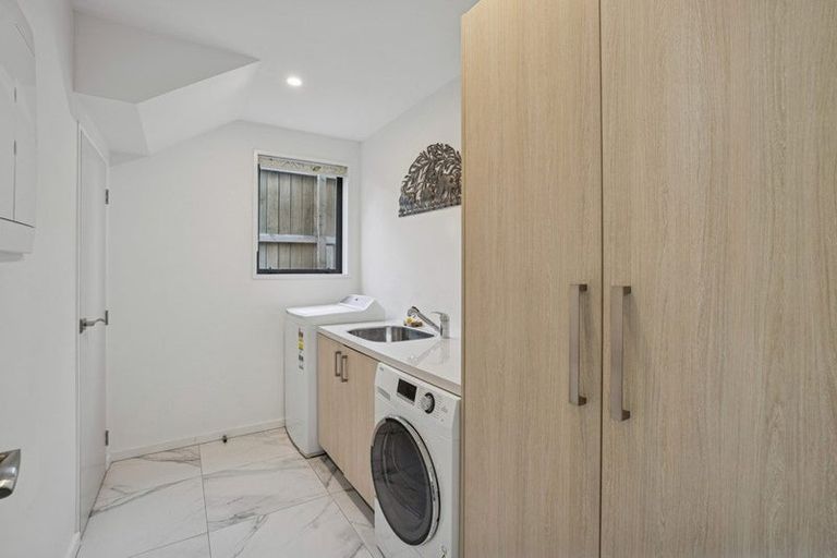 Photo of property in 560 Peninsula Road, Kelvin Heights, Queenstown, 9300
