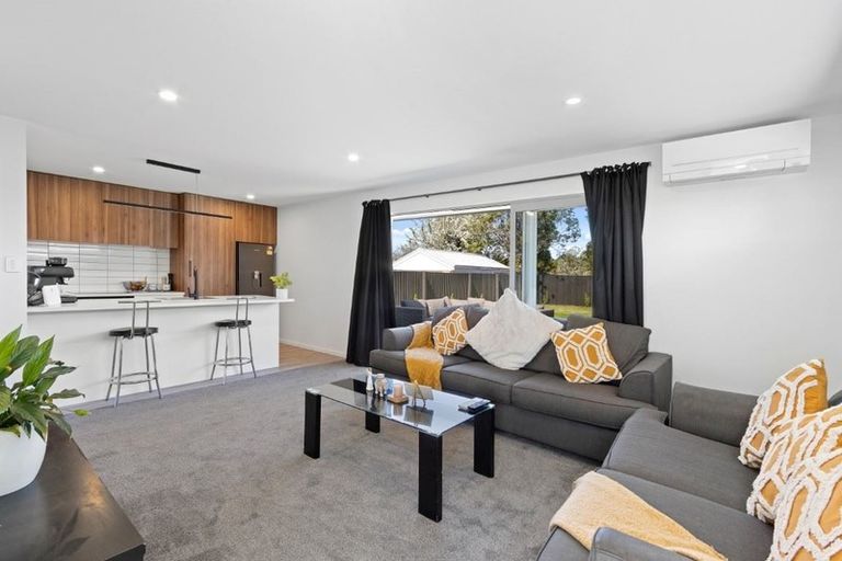 Photo of property in 7 Newhaven Street, Burwood, Christchurch, 8083